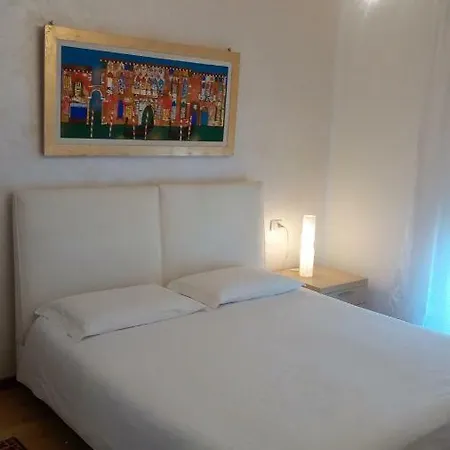 Atelier Apartment